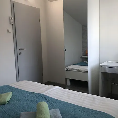 Isabella 3*