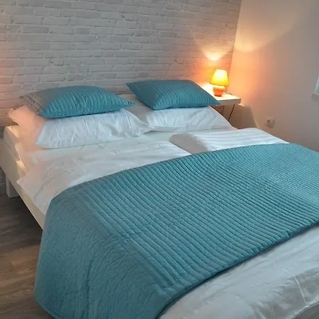 Isabella 3* Ljubljana