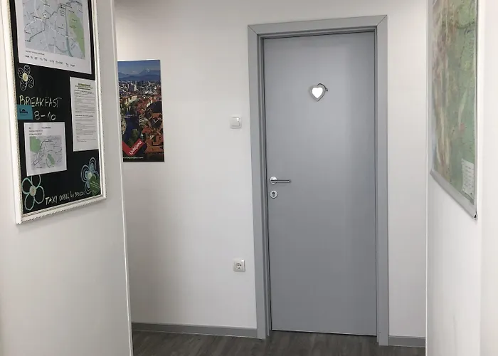 Isabella Πανσιόν